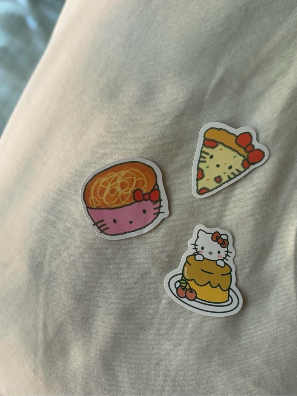 Hello Kitty Food Sticker Set - Picture 2 of 4
